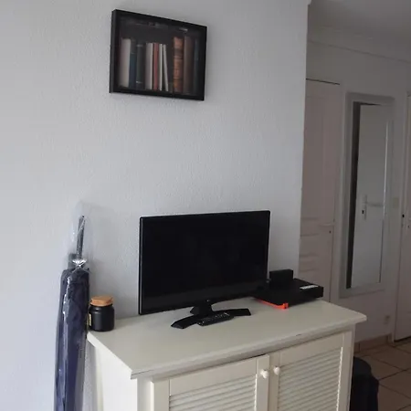 Apartamento Agreable T2 Balcon Et Piscine Dans Bord De Lacanau